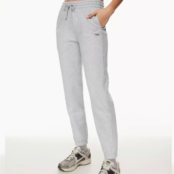 ARITZIA COZY FLEECE PERFECT SWEATPANTS - Picture 2 of 5